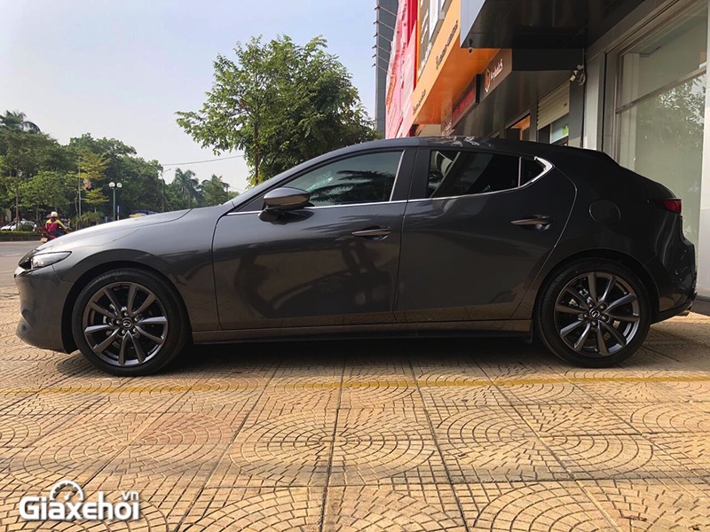 Mazda 3 Sport 2022 (Hatchback) giá lăn bánh, đánh giá xe, khuyến mãi (08/2022) hong-xe-mazda-3-hatchback-sport-1-5l-premium-2021-2022-giaxehoi-vn