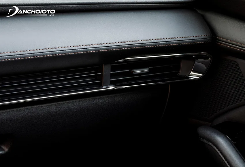 vat-lieu-taplo-va-tappi-cua-mazda-3-2020-su-dung-chu-yeu-la-nhua-mem-gia-da-va-boc-da-jpg Vật liệu taplo và tappi cửa Mazda 3 2020 sử dụng chủ yếu là nhựa mềm giả da và bọc da